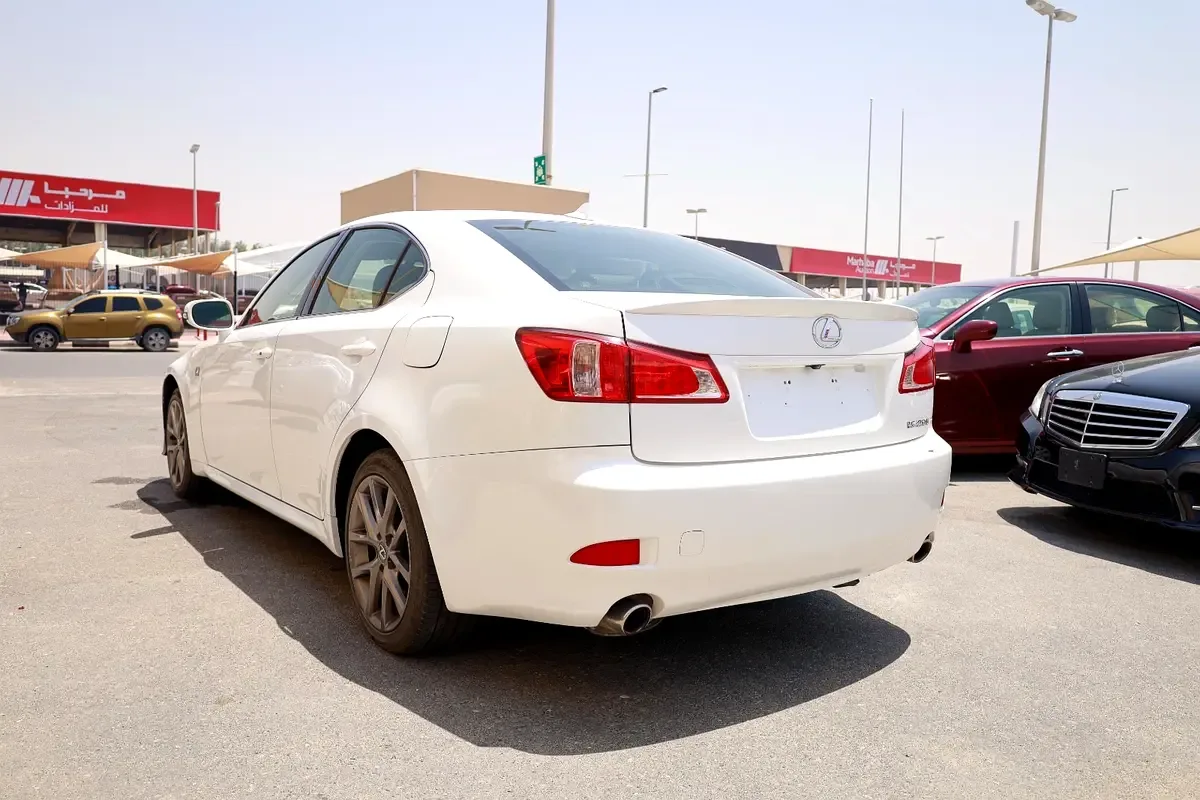 Lexus IS 250 AT (208 hp) - 6