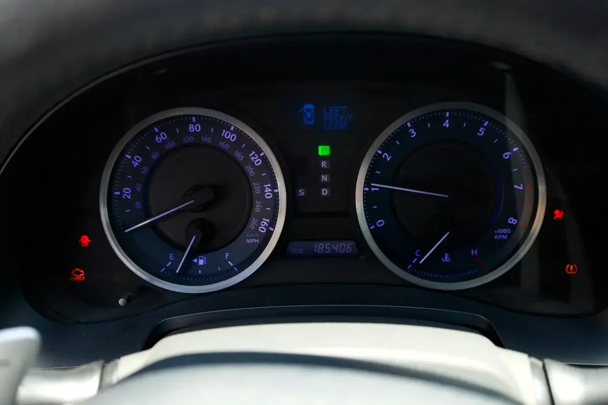 Lexus IS 250 AT (208 hp) - 19
