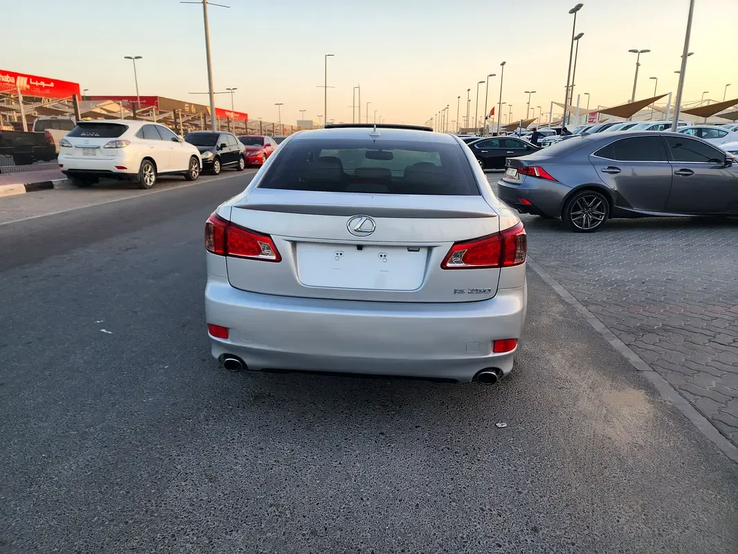 Lexus IS 250 AT (208 hp) - 4