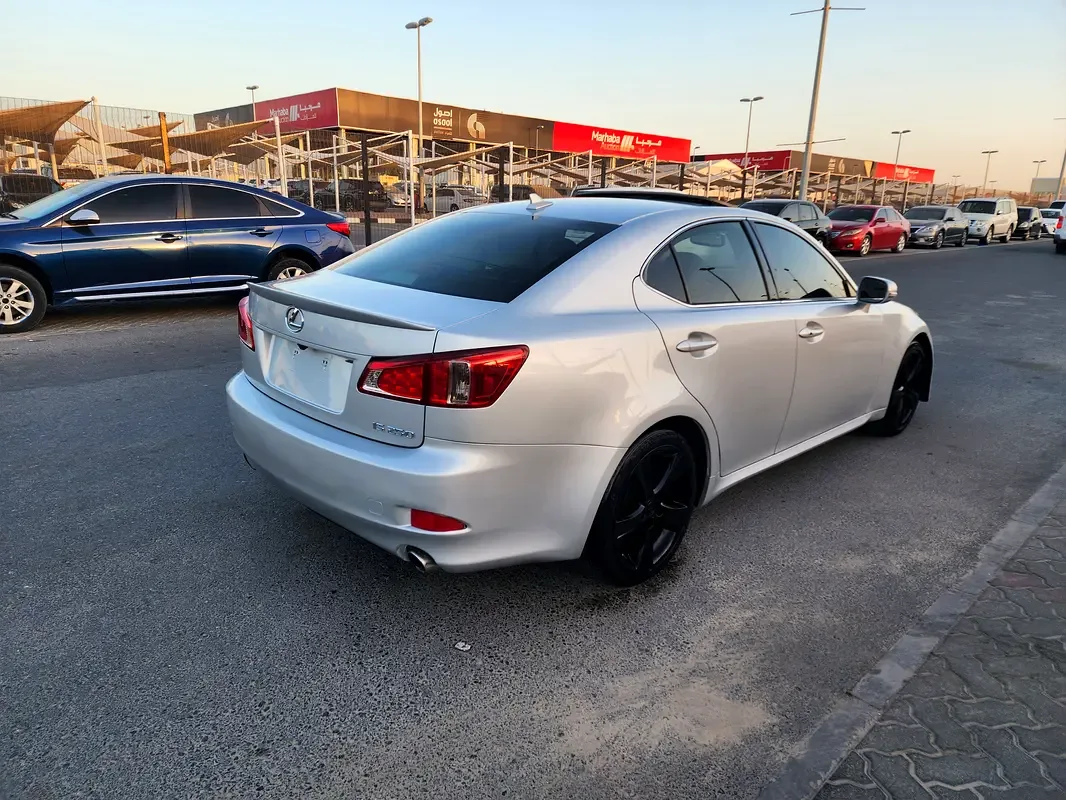 Lexus IS 250 AT (208 hp) - 5