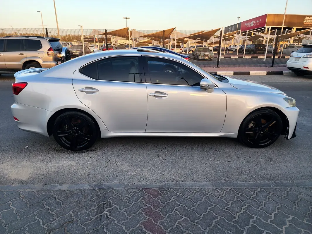 Lexus IS 250 AT (208 hp) - 8