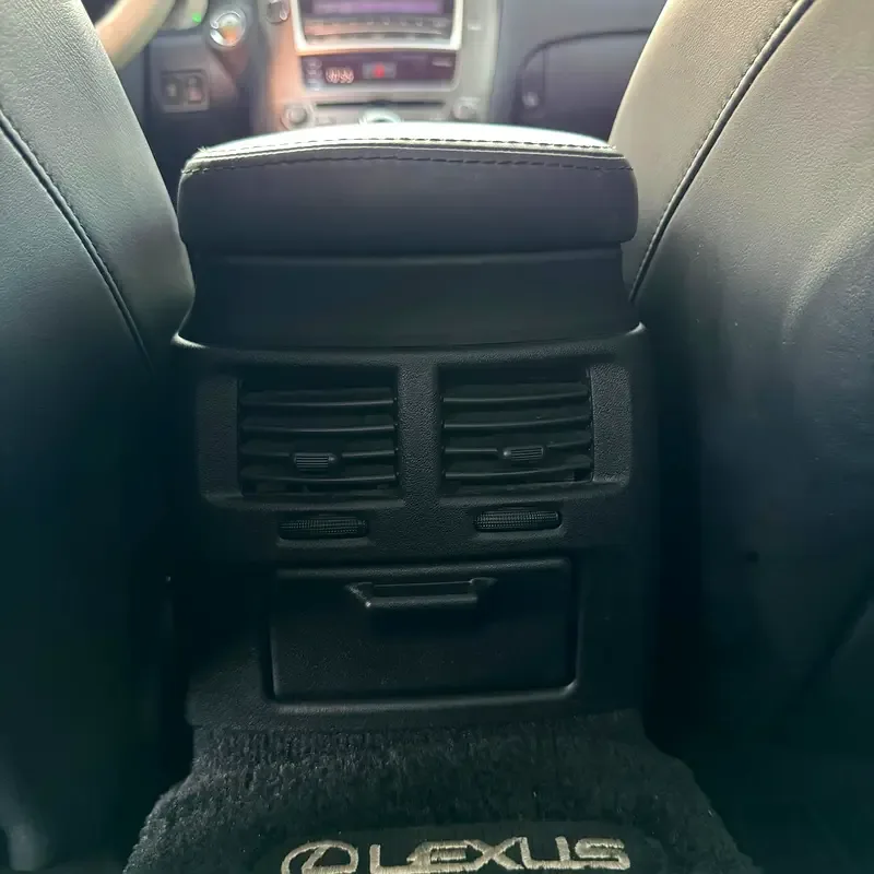 Lexus IS 250 AT (208 حصان) - 17