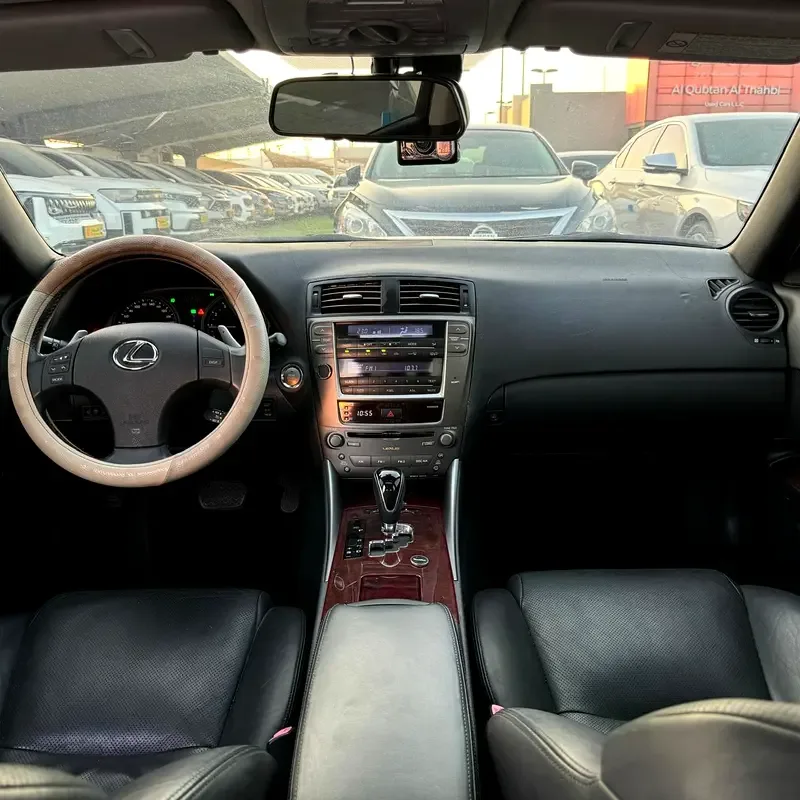 Lexus IS 250 AT (208 حصان) - 18