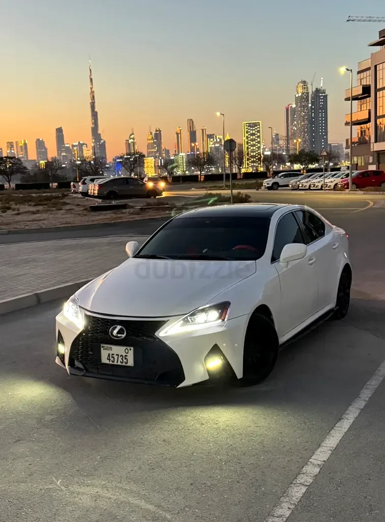 Lexus IS 250 AT (208 hp)