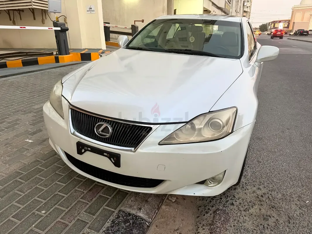 Lexus IS 250 AT (208 hp) - 2