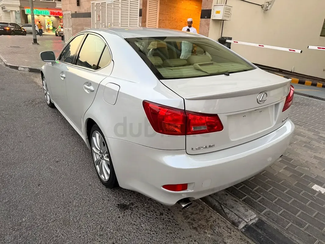 Lexus IS 250 AT (208 hp) - 6