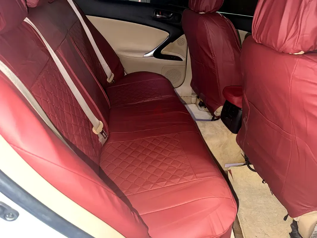 Lexus IS 250 AT (208 hp) - 9