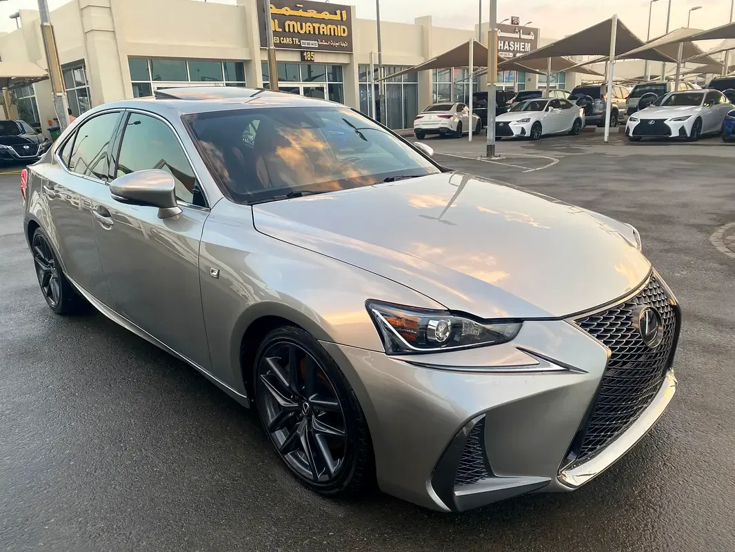 Lexus IS 300 AT (245 hp) - 2