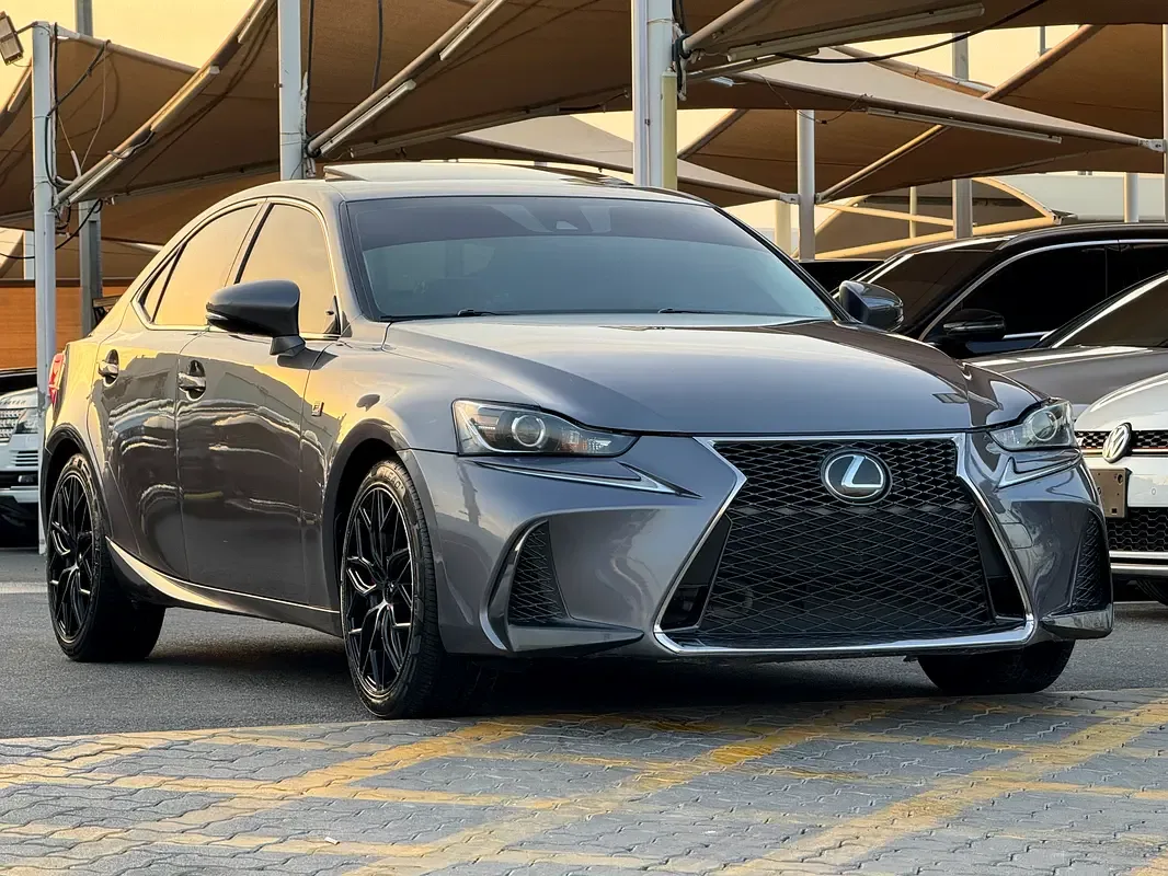 Lexus IS 300 AT (245 hp) - 5