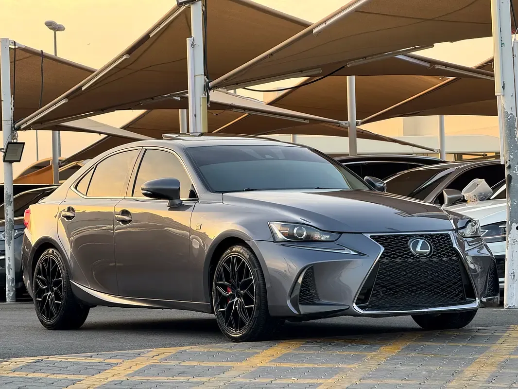 Lexus IS 300 AT (245 hp) - 6