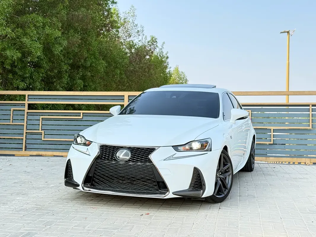 Lexus IS 300 AT (245 hp) - 2