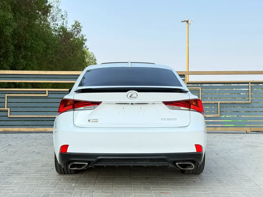 Lexus IS 300 AT (245 hp) - 6