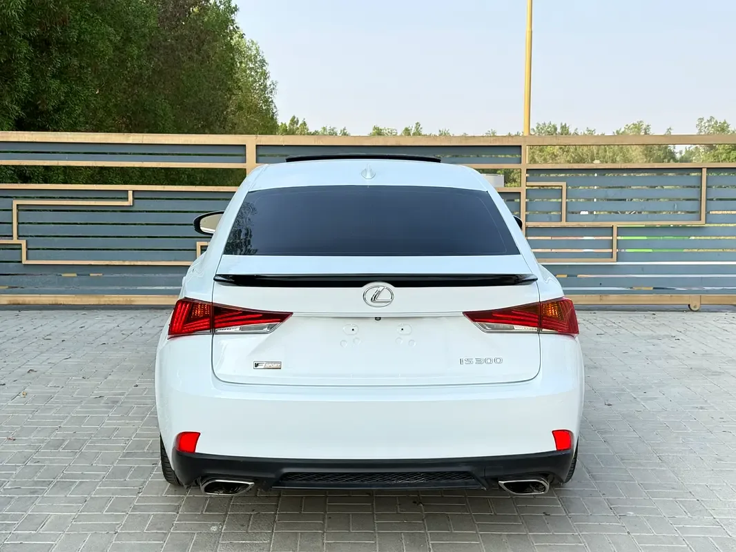 Lexus IS 300 AT (245 hp) - 7