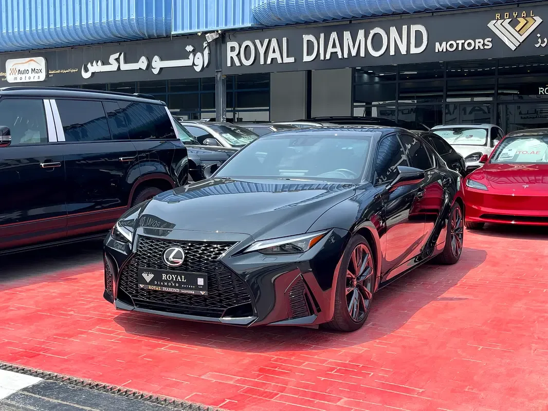 Lexus IS 3.5 AT (313 hp)