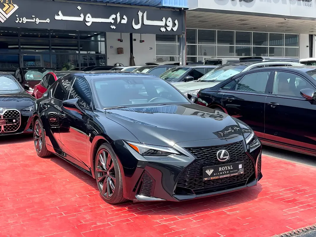 Lexus IS 3.5 AT (313 حصان) - 3