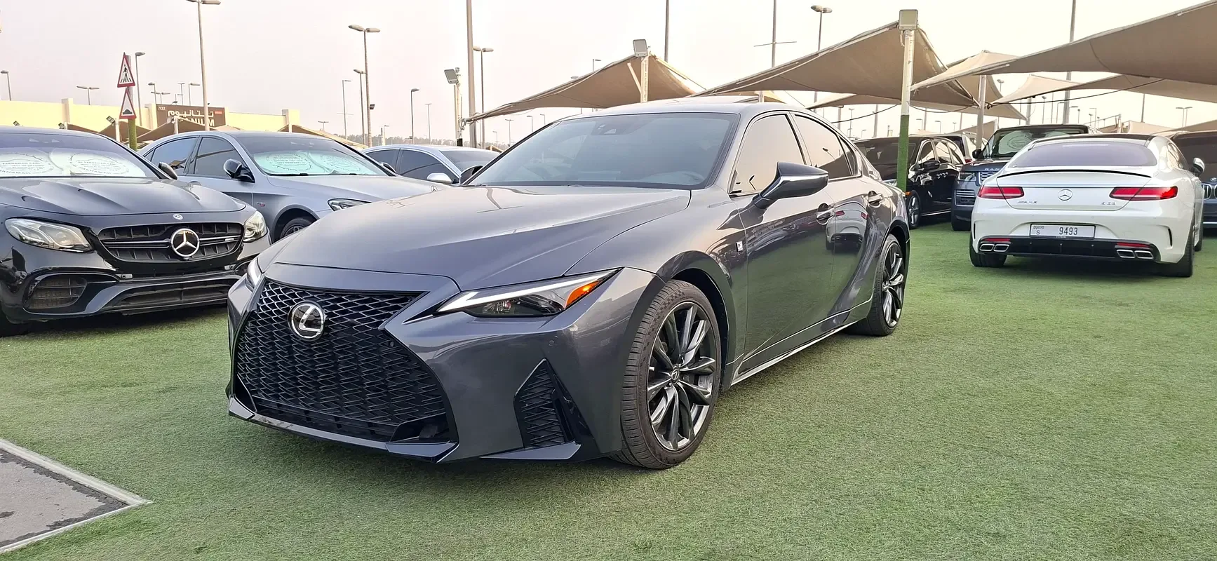 Lexus IS 3.5 AT (313 hp)