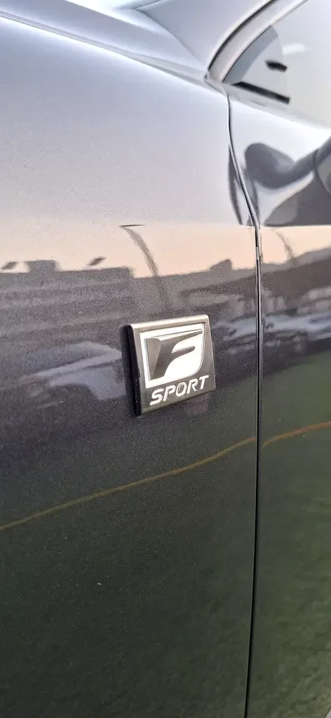 Lexus IS 3.5 AT (313 حصان) - 14