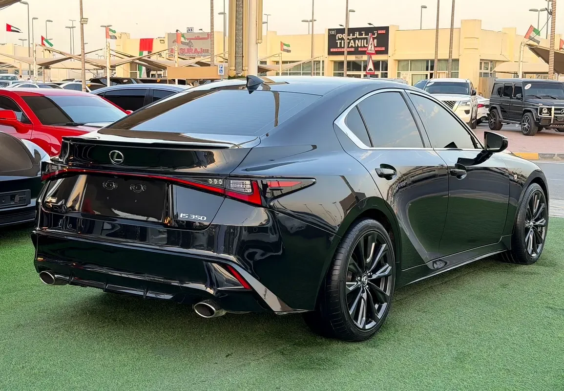 Lexus IS 3.5 AT 4WD (264 حصان) - 3