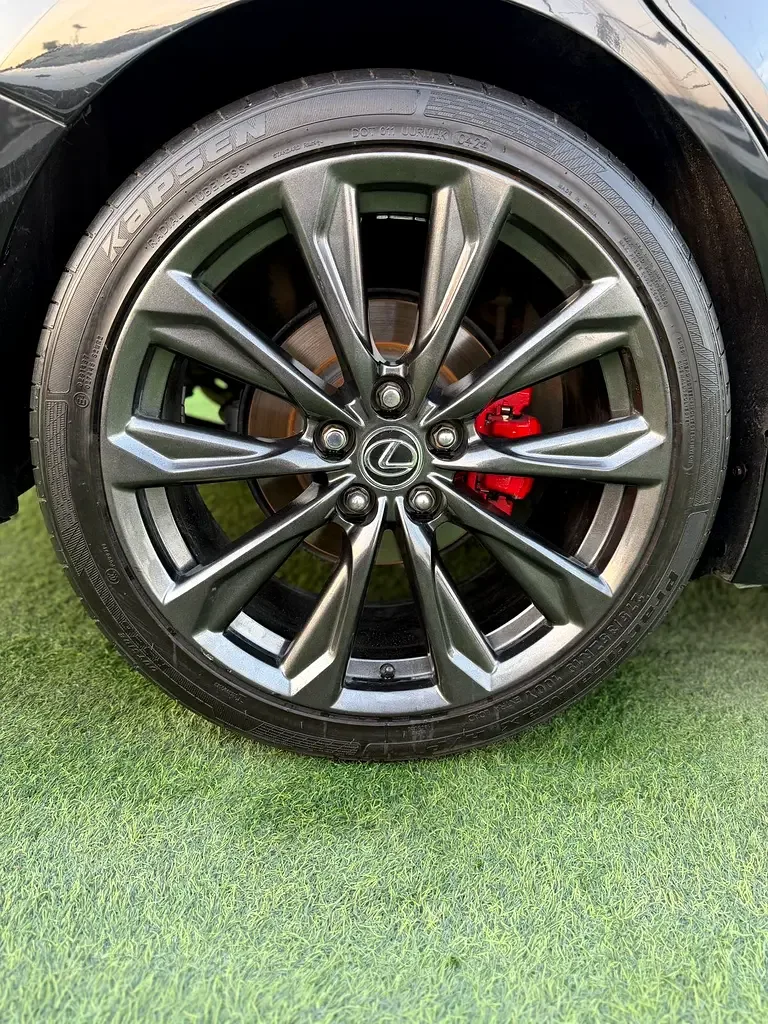Lexus IS 3.5 AT 4WD (264 حصان) - 6