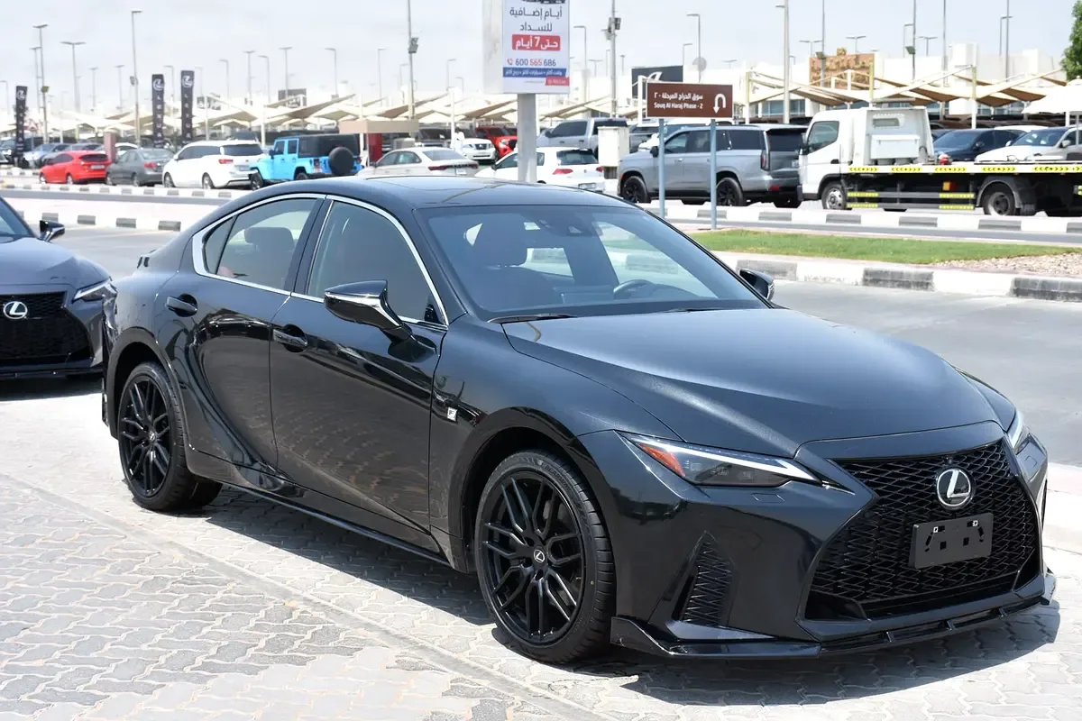 Lexus IS 3.5 AT 4WD (264 hp)