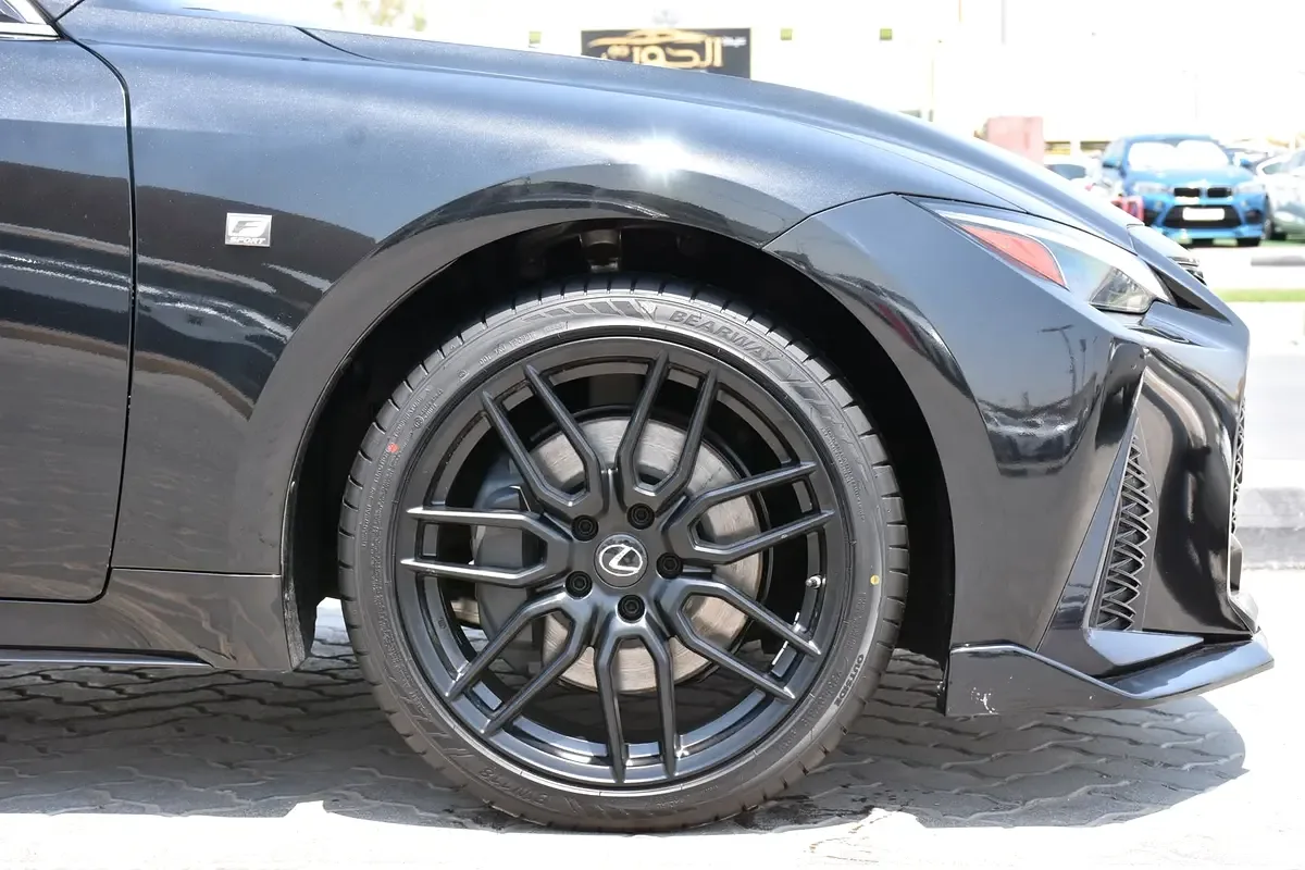 Lexus IS 3.5 AT 4WD (264 hp) - 3