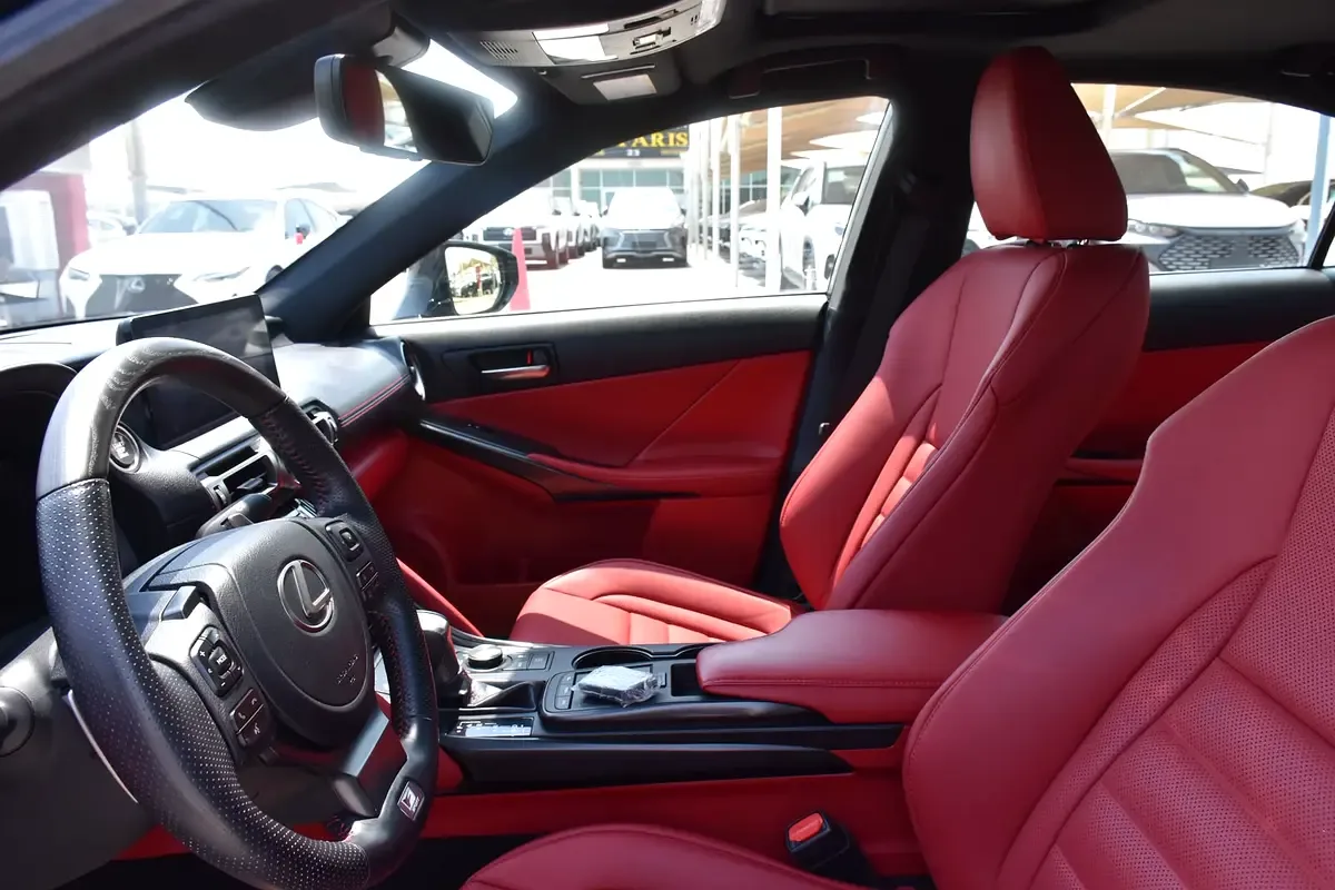 Lexus IS 3.5 AT 4WD (264 hp) - 9
