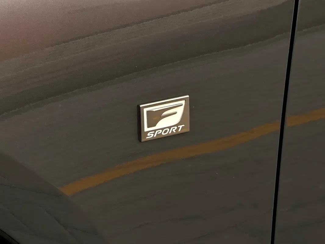 Lexus IS 3.5 AT 4WD (264 hp) - 8