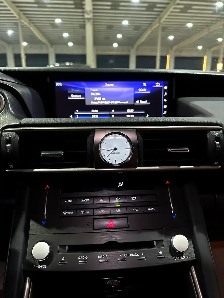 Lexus IS 350 AT (315 hp) - 14