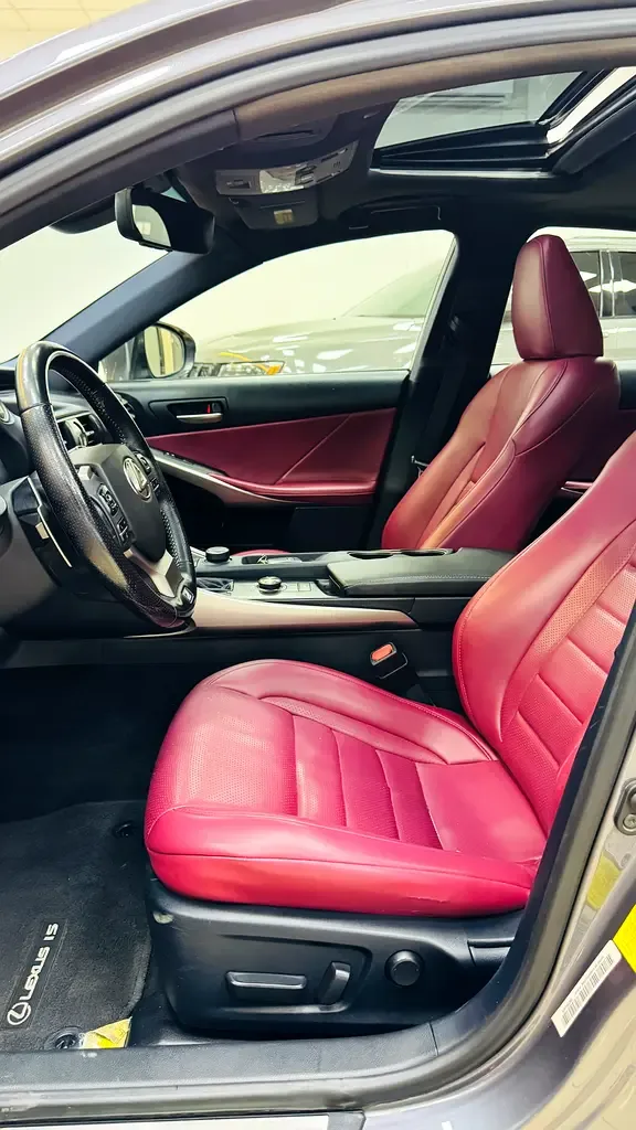 Lexus IS 350 AT (315 hp) - 10