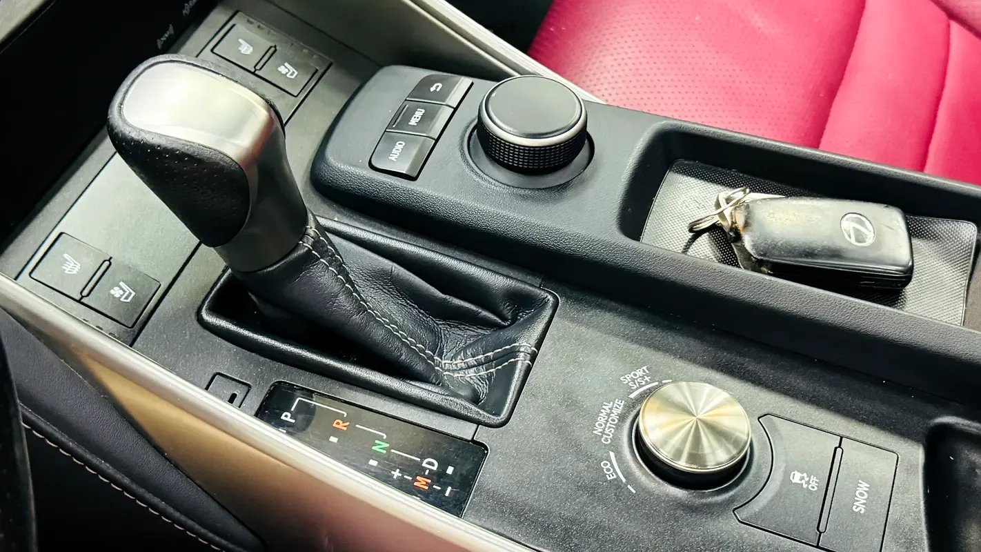 Lexus IS 350 AT (315 hp) - 14