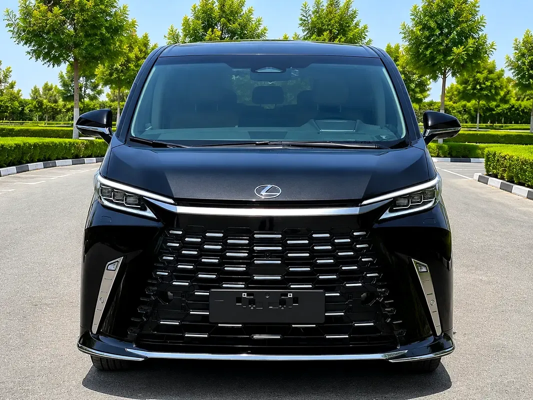 Lexus LM 2.5 CVT 4WD (190 hp) - 2