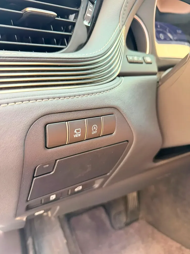Lexus LS 350 AT (315 حصان) - 6