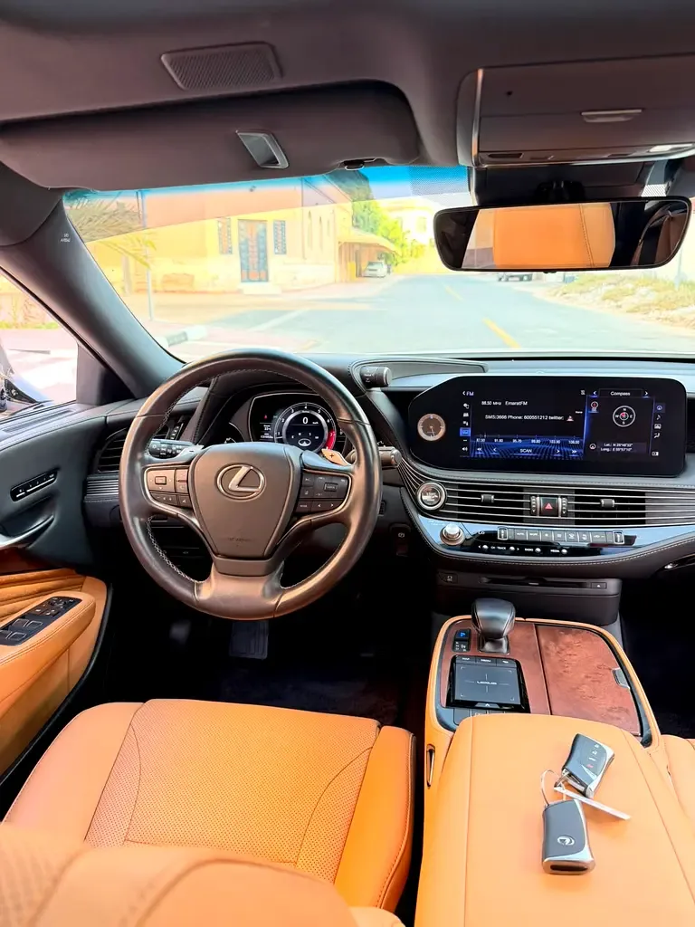 Lexus LS 350 AT (315 حصان) - 18