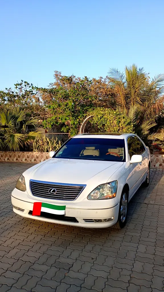 Lexus LS 430 AT (290 hp)