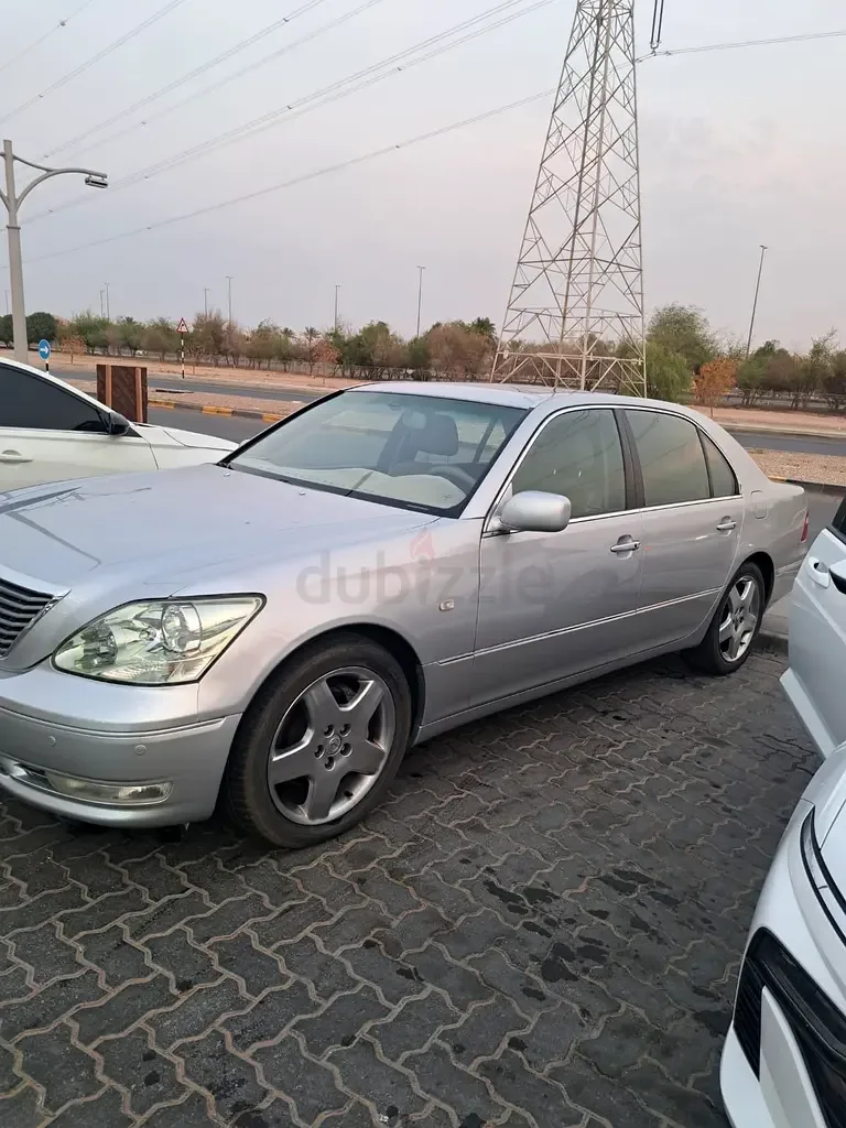 Lexus LS 430 AT (290 hp)