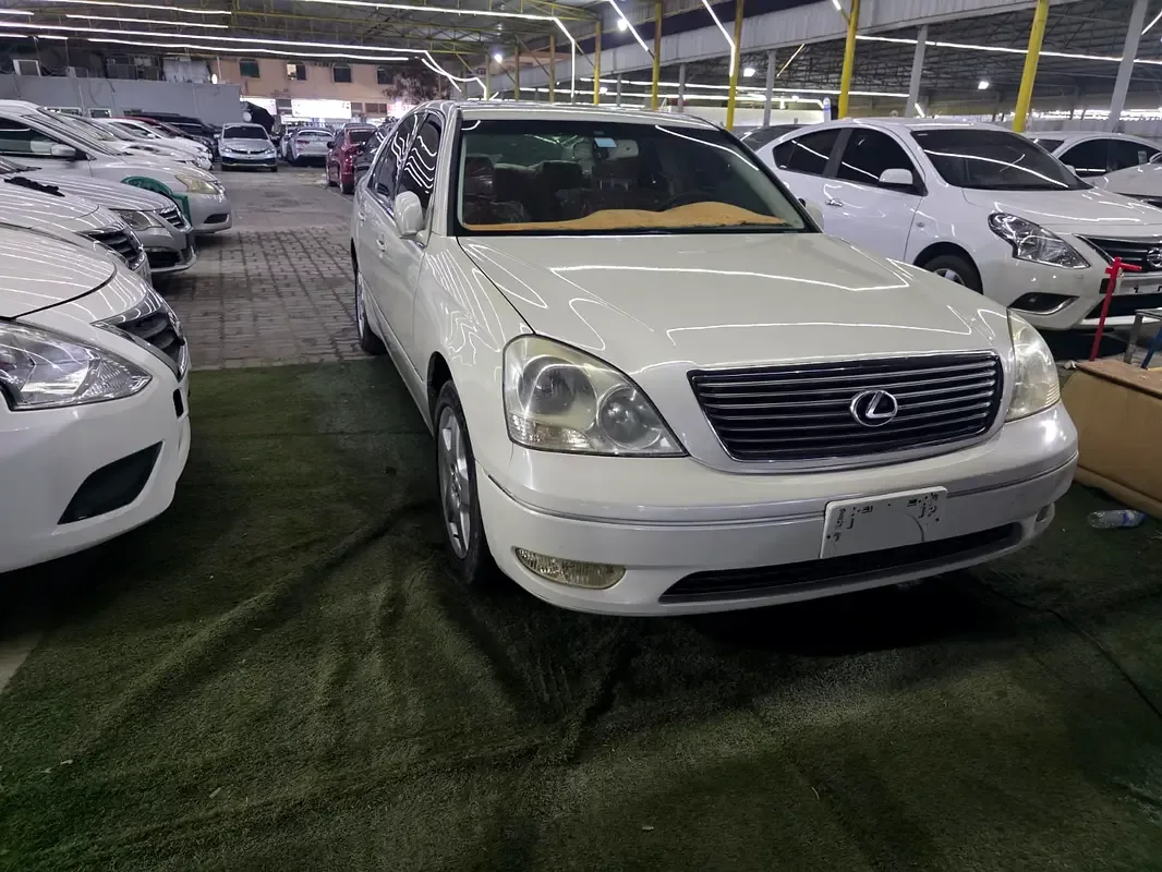 Lexus LS 430 AT (290 hp)