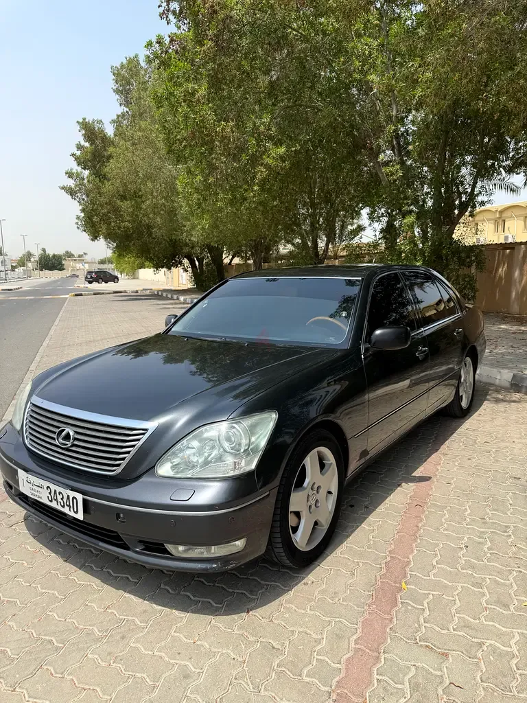 Lexus LS 430 AT (290 hp)