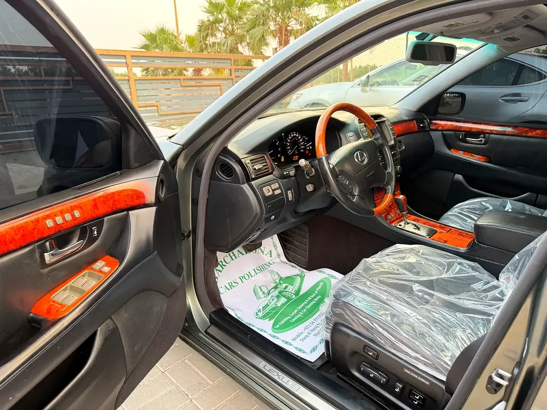 Lexus LS 430 AT (290 hp) - 11