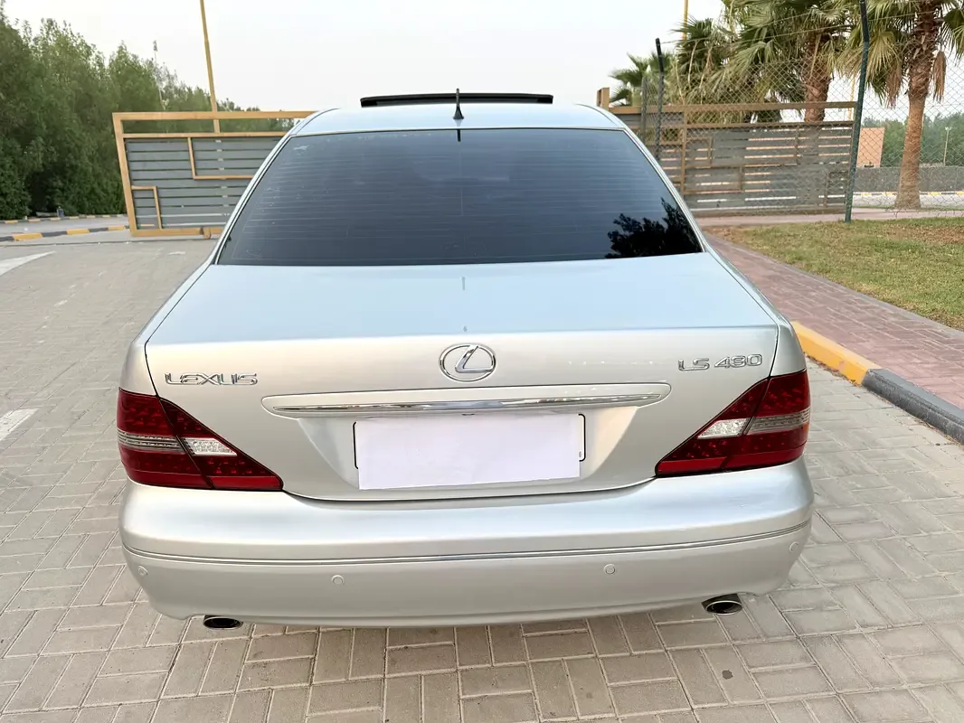 Lexus LS 430 AT (290 حصان) - 8