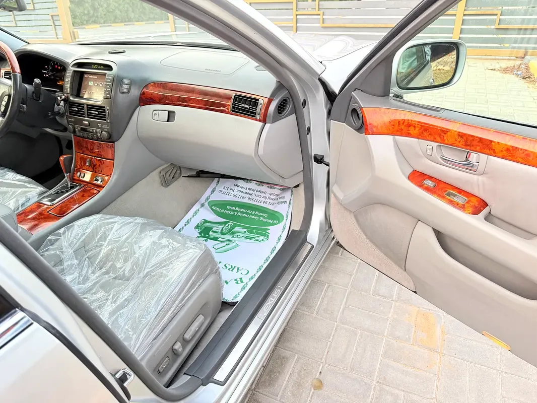 Lexus LS 430 AT (290 حصان) - 14