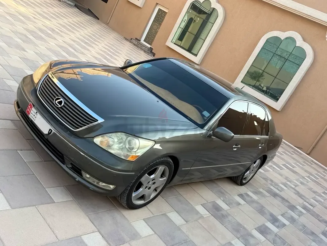 Lexus LS 430 AT (290 hp)