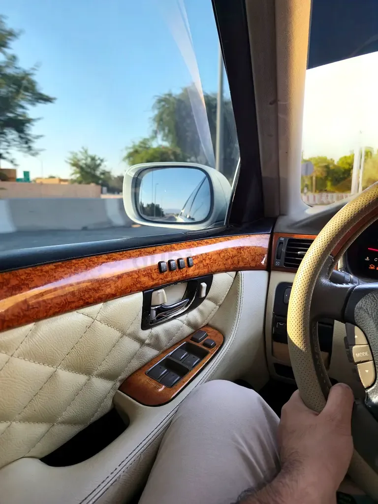 Lexus LS 430 AT (290 hp) - 10