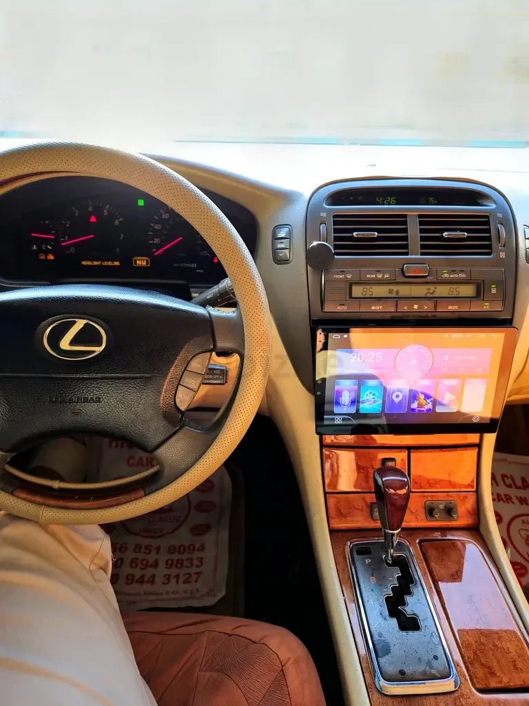 Lexus LS 430 AT (290 hp) - 8