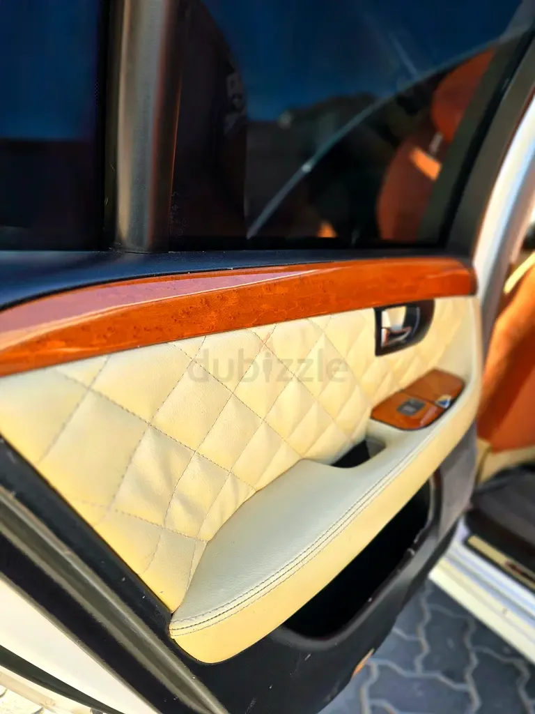 Lexus LS 430 AT (290 hp) - 11