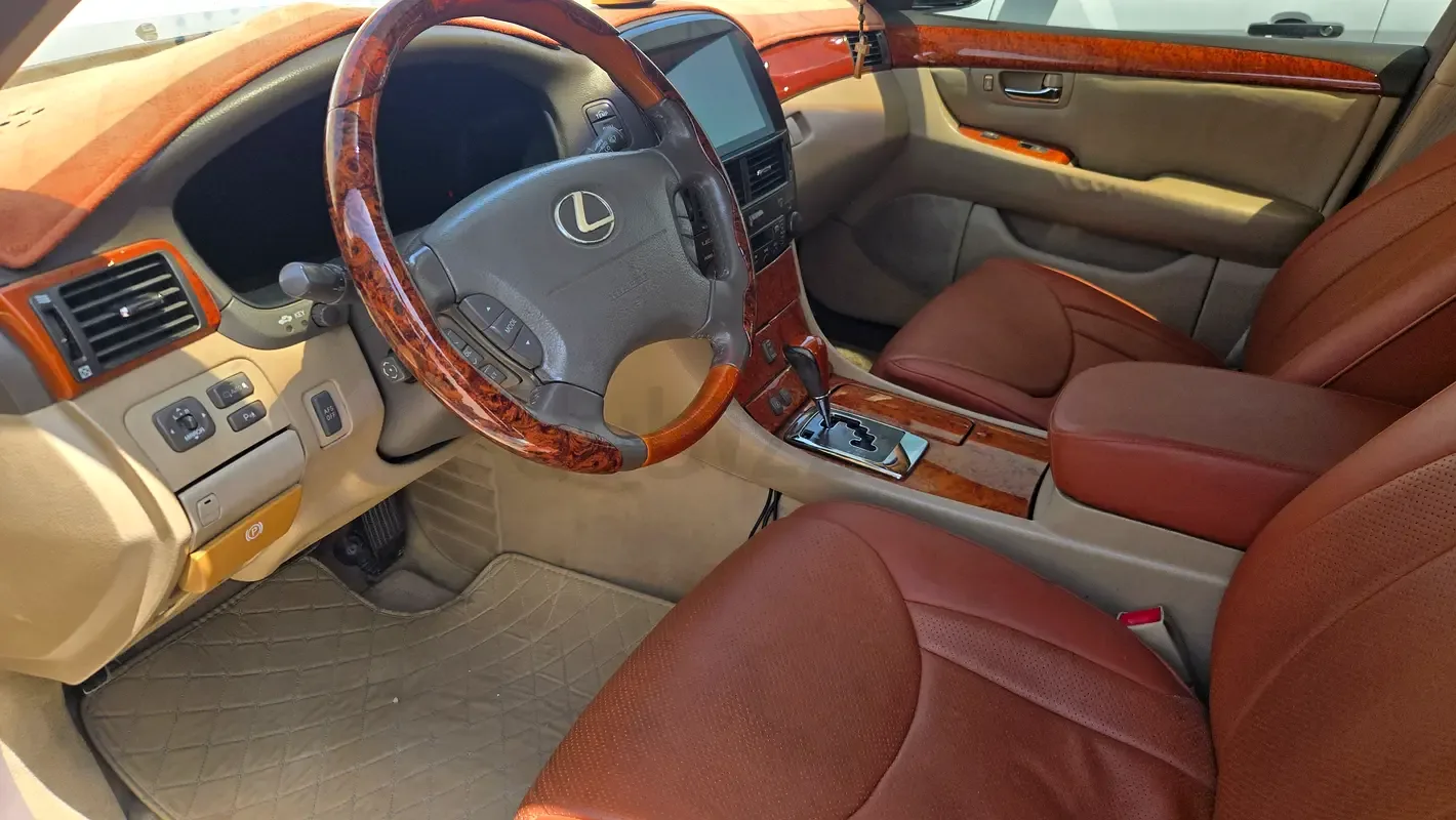 Lexus LS 430 AT (290 hp) - 4