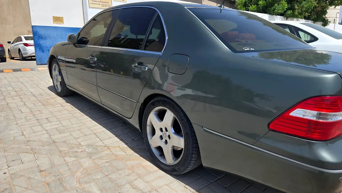 Lexus LS 430 AT (290 hp) - 3