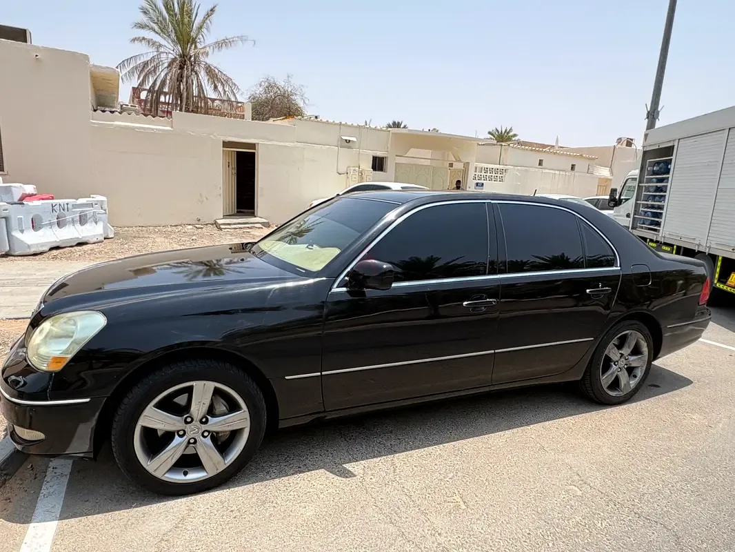Lexus LS 430 AT (290 hp) - 2