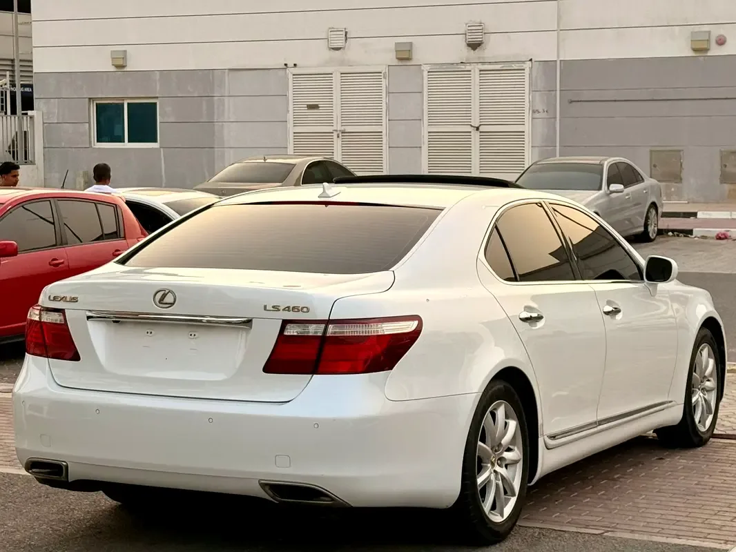 Lexus LS 4.6 AT RWD (380 حصان) - 5