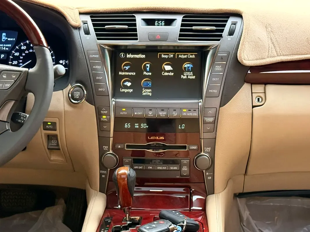 Lexus LS 4.6 AT RWD (380 حصان) - 14