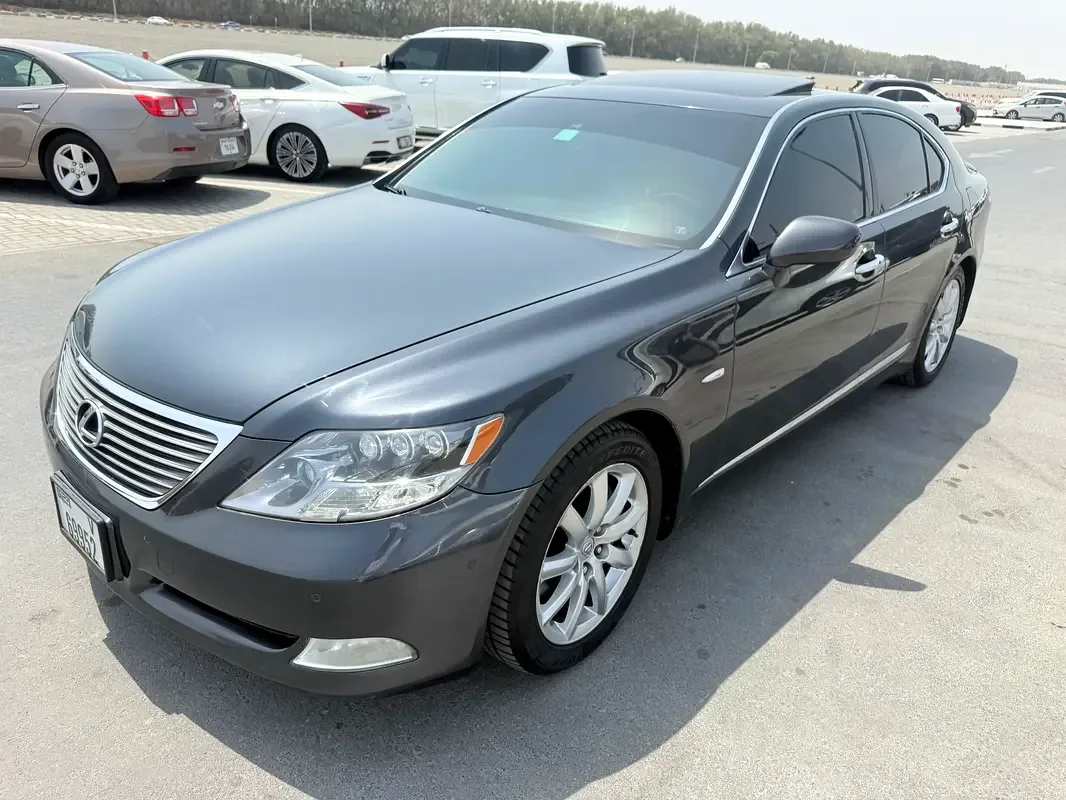 Lexus LS 4.6 AT RWD (380 حصان) - 5